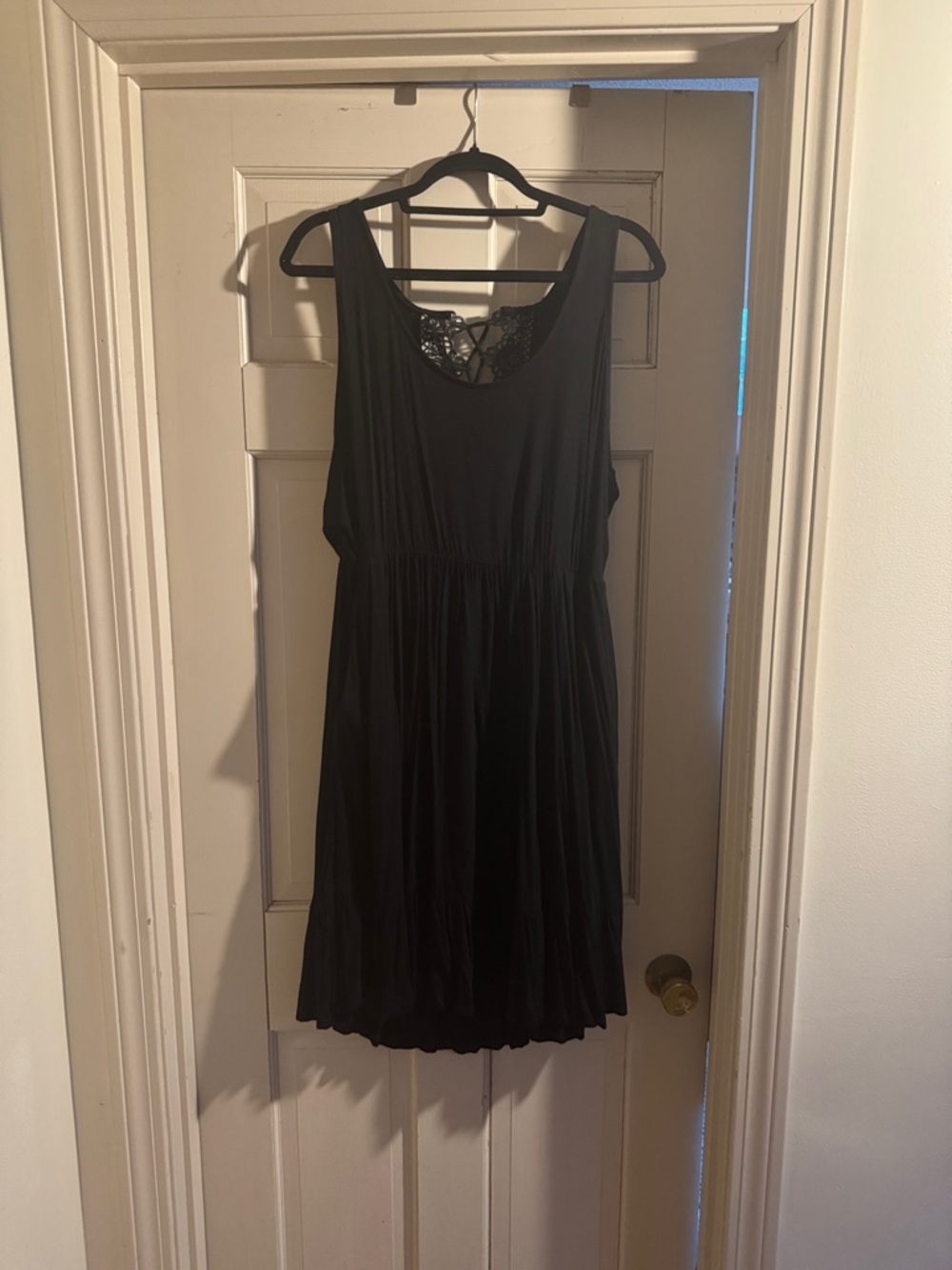 Torrid Size 2 Black Sleeveless Lace-Back Casual 👗